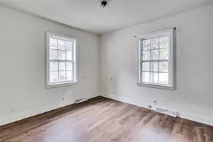 307 Winston St, Greensboro, NC 27401 - Photo 27