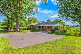 3323 Rockford Rd, Dobson, NC 27017 - Photo 3