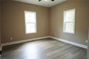 1213 Hillcrest Dr, Thomasville, NC 27360 - Photo 19