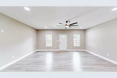 1213 Hillcrest Drive, Thomasville, NC 27360 - Photo 19