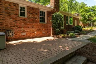 1004 Lamp Post Ln, Greensboro, NC 27410 - Photo 33