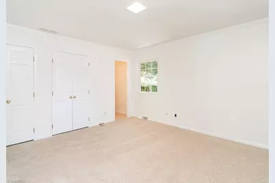 1004 Lamp Post Lane, Greensboro, NC 27410 - Photo 27