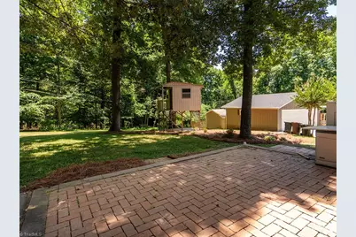 1004 Lamp Post Lane, Greensboro, NC 27410 - Photo 35