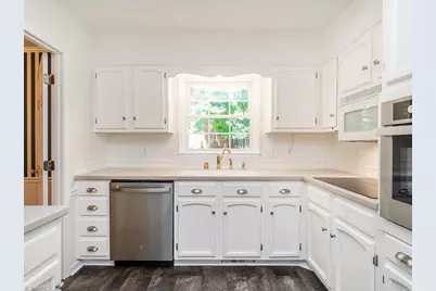 1004 Lamp Post Lane, Greensboro, NC 27410 - Photo 11