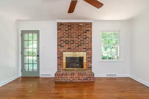 1004 Lamp Post Ln, Greensboro, NC 27410 - Photo 23