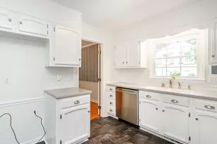 1004 Lamp Post Ln, Greensboro, NC 27410 - Photo 13