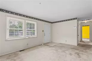 1909 Rayston Dr, Greensboro, NC 27405 - Photo 9