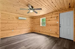 3092 Denton Rd, Denton, NC 27239 - Photo 7