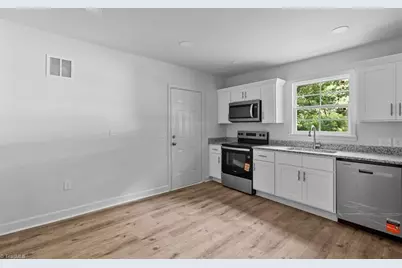 2320 S Scales Street, Reidsville, NC 27320 - Photo 9