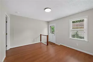 515 E Willowbrook Dr, Burlington, NC 27215 - Photo 11