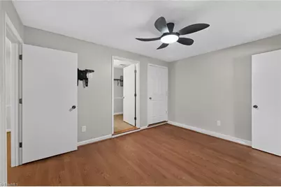 515 E Willowbrook Drive, Burlington, NC 27215 - Photo 23