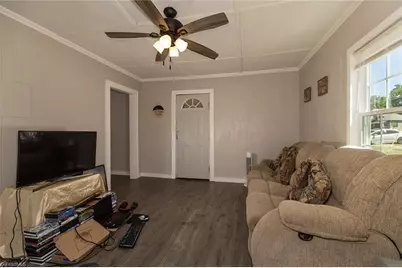 1009 7th Street, North Wilkesboro, NC 28659 - Photo 5