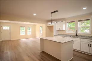 564 McDermott St, Asheboro, NC 27205 - Photo 7