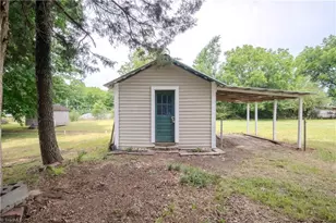 564 McDermott St, Asheboro, NC 27205 - Photo 5