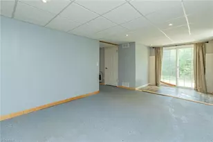 291 Kingwood Rd, Reidsville, NC 27320 - Photo 37