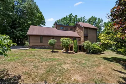 512 Forest Lane, Yadkinville, NC 27055 - Photo 11