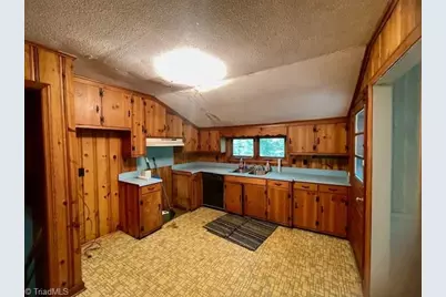 404 Western Boulevard, Lexington, NC 27295 - Photo 5