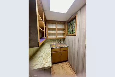 404 Western Boulevard, Lexington, NC 27295 - Photo 13