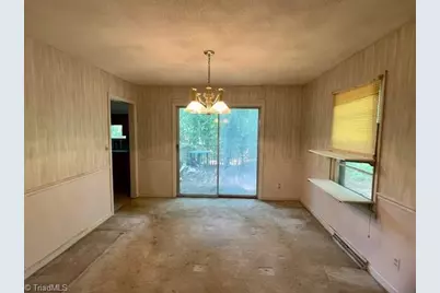 404 Western Boulevard, Lexington, NC 27295 - Photo 3