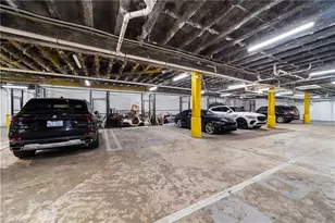 400 W 4th St, Winston-Salem, NC 27101 - Photo 37