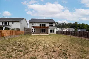 801 Blue Moon Ct, Greensboro, NC 27455 - Photo 5
