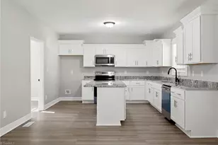 1024 Franklin St, Winston-Salem, NC 27101 - Photo 13