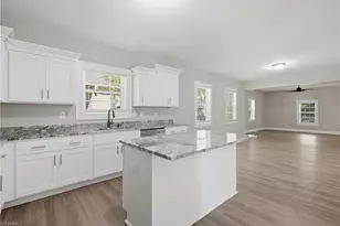 1024 Franklin St, Winston-Salem, NC 27101 - Photo 17
