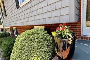 111 Ridgewood Dr, Lexington, NC 27292 - Photo 3