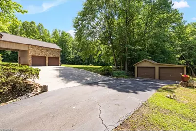 3505 Ivey Lane, Trinity, NC 27370 - Photo 3