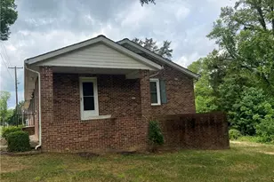 6090 Eaton Rd, Walnut Cove, NC 27052 - Photo 15