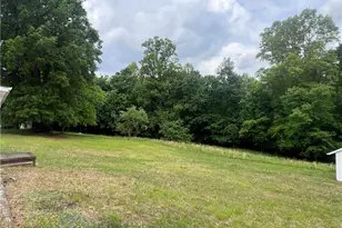 6090 Eaton Rd, Walnut Cove, NC 27052 - Photo 3