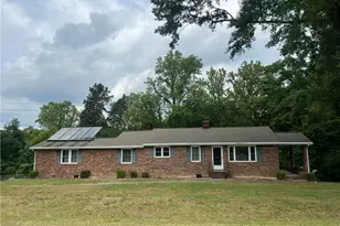 6090 Eaton Rd, Belews Creek, NC 27052 - Photo 1