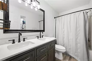 715 Dillon St, Thomasville, NC 27360 - Photo 19