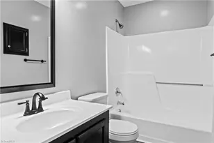 240 Vista Cir, Winston-Salem, NC 27106 - Photo 23