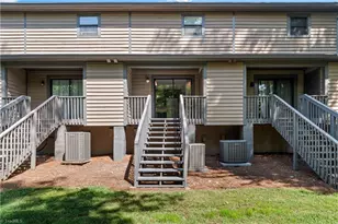 240 Vista Cir, Winston-Salem, NC 27106 - Photo 5