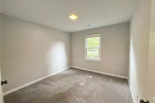 3003 Amidon Dr, Greensboro, NC 27410 - Photo 7