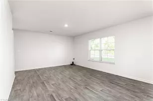 3122 Mallory Dr, Haw River, NC 27258 - Photo 9
