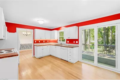 1424 Brookwood Drive, Winston-Salem, NC 27106 - Photo 15