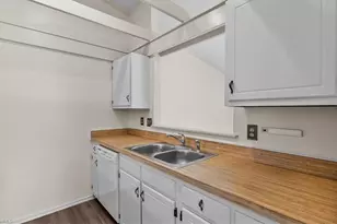 2645 Cottage Pl, Greensboro, NC 27455 - Photo 13