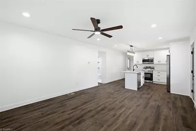 321 S Branch Street, Reidsville, NC 27320 - Photo 9
