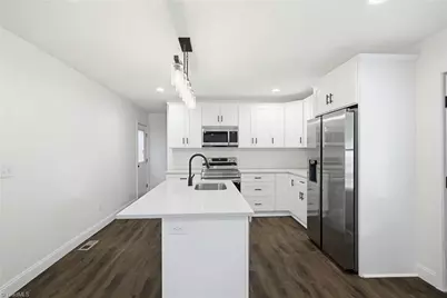 321 S Branch Street, Reidsville, NC 27320 - Photo 11