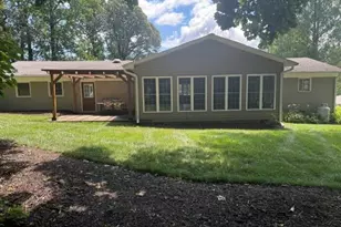 271 Green Way Ln, Wilkesboro, NC 28697 - Photo 13