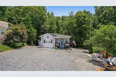 113 Lake View Drive, New London, NC 28127 - Photo 5
