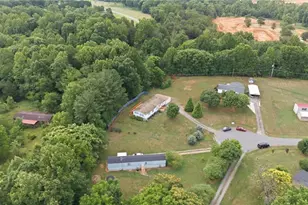 2032 Anna Dr, Yadkinville, NC 27055 - Photo 29