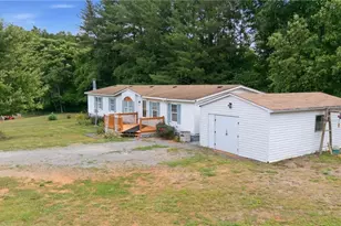 2032 Anna Dr, Yadkinville, NC 27055 - Photo 31