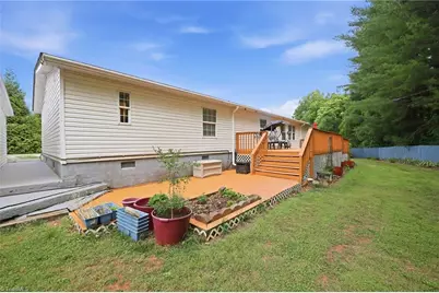 2032 Anna Drive, Yadkinville, NC 27055 - Photo 5