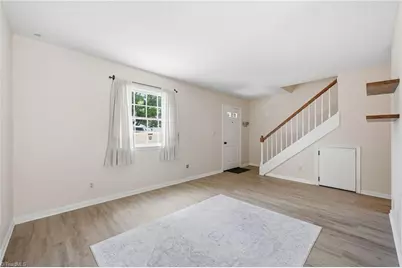 159 Charlestowne Circle, Winston-Salem, NC 27103 - Photo 7