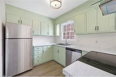 159 Charlestowne Circle, Winston-Salem, NC 27103 - Photo 13