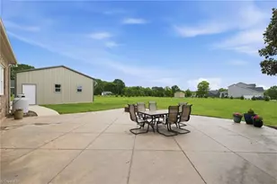 7504 Ingle Dairy Rd, Burlington, NC 27215 - Photo 27