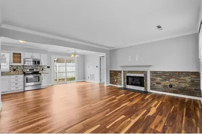 332 Brookside Court, Kernersville, NC 27284 - Photo 5
